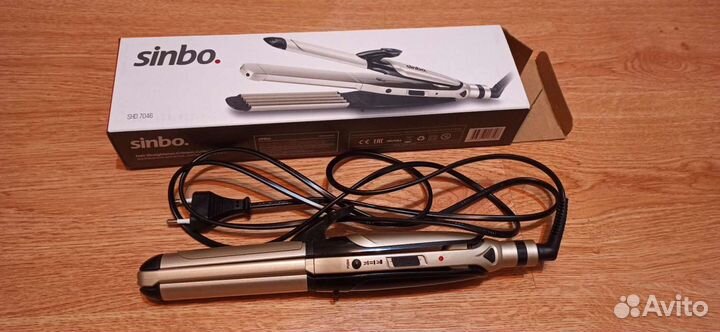 Выпрямитель для волос новый