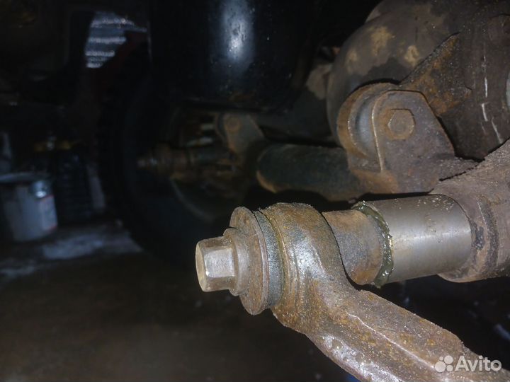 Втулки усиления нижнего рычага на ниву