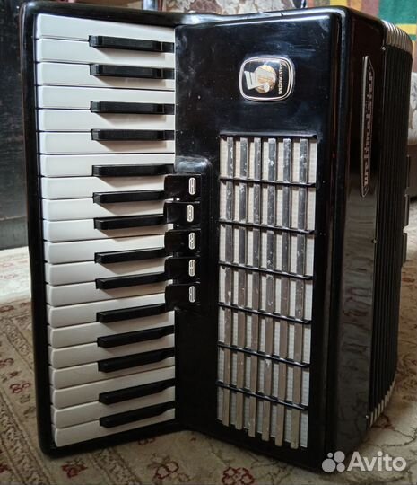 Аккордеон Weltmeister stella 3/4