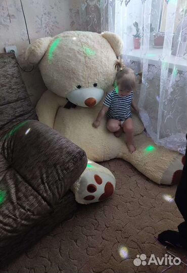 Большие плюшевые медведи