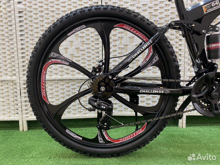 Велосипед на литых дисках/ горный велосипед