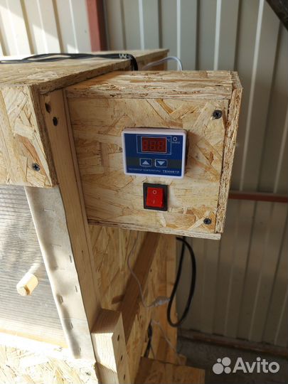 Брудер для цыплят