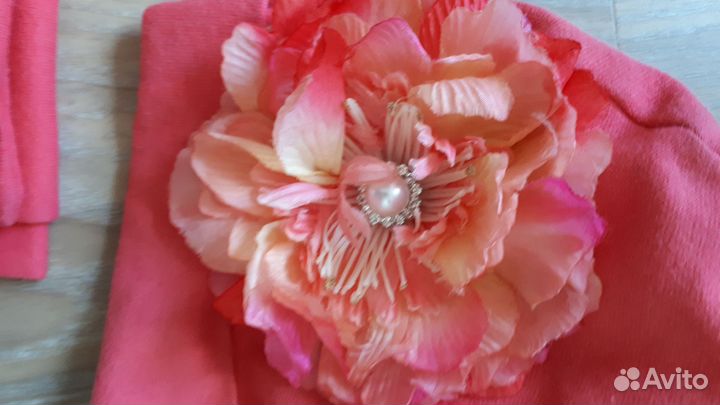 Шапка для девочки с шарфом