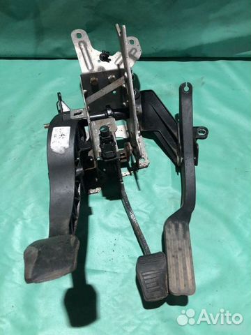 Педальный узел Ford Mondeo 3