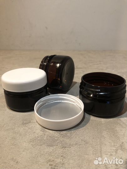Банка для крема с крышкой