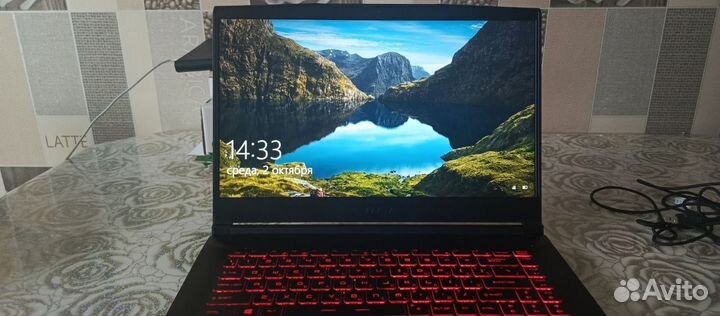 Ноутбук MSI gf63