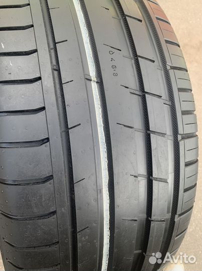 Nokian Tyres PowerProof 275/45 R21