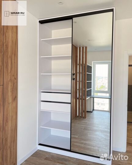 Шкаф распашной в стиле IKEA