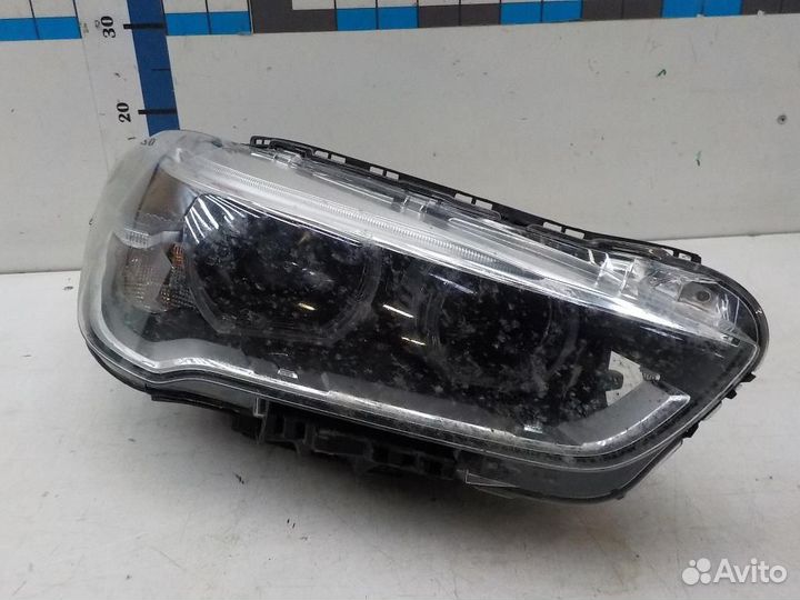 Фара правая BMW X1