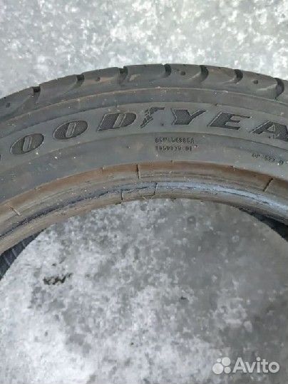 Goodyear Eagle Sport TZ 235/45 R17