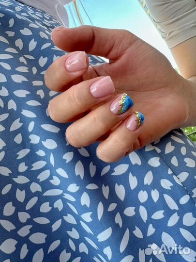 Маникюр / педикюр