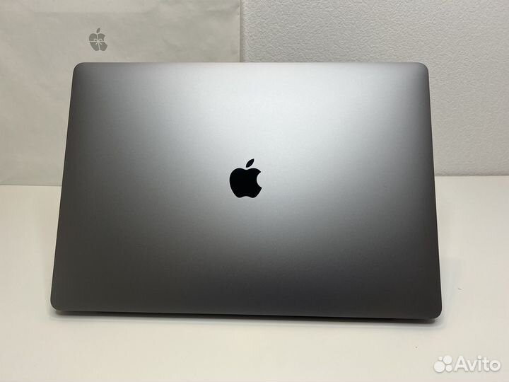 Мощный macbook pro 16 2020 i9/32Gb 1tb SSD 8Gb