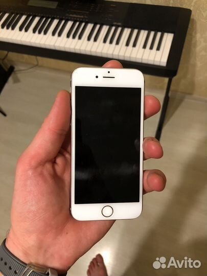 iPhone 6S, 16 ГБ