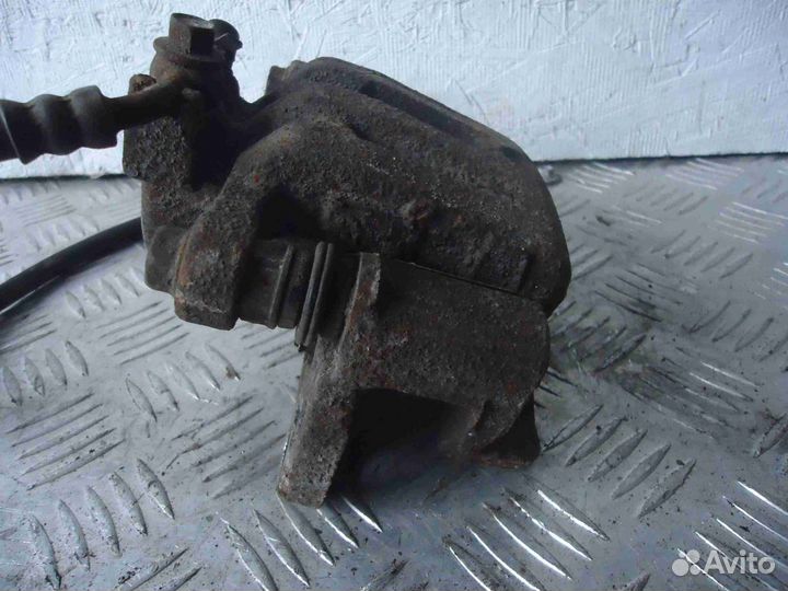 Суппорт задний левый Suzuki XL-7 2 BO412030