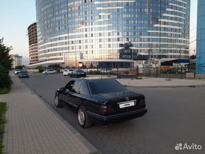 Mercedes-Benz E-класс 3.2 AT, 1993, 454 000 км