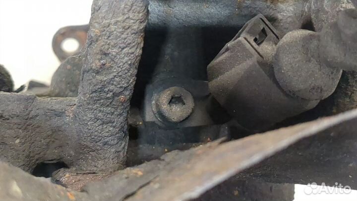 Ступица (кулак, цапфа) Volkswagen Polo, 2003