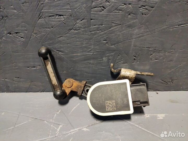 Датчик высоты дорожного просвета Bmw 550Ix F10 N63