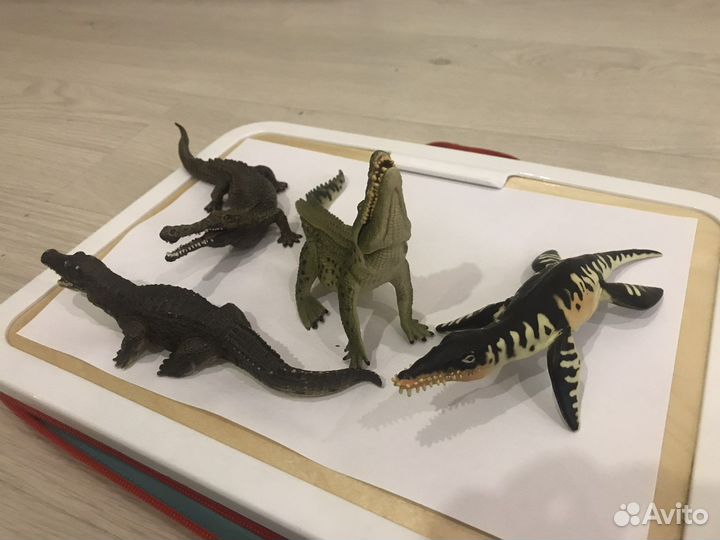 Фигурки животных schleich, collecta и др