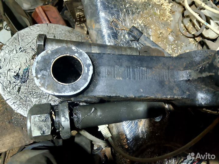 Серьга, подвеска на грейфер гидроманипулятор