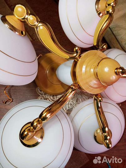 Люстра потолочная бу,5рожковая