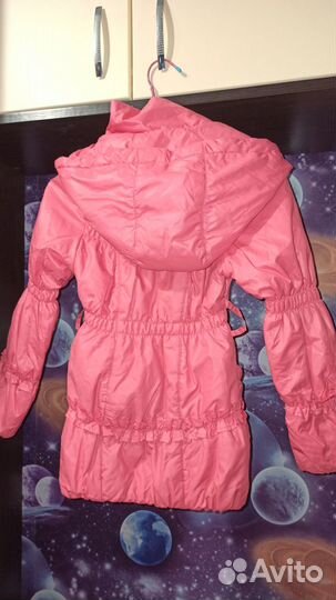 Куртка демисезонная 128 для девочки