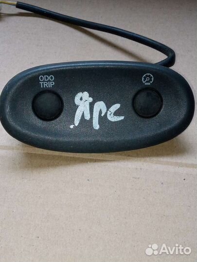 Toyota Yaris кнопки салона