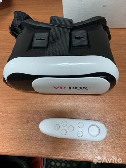 Очки виртуальной реальности с пультом VR BOX