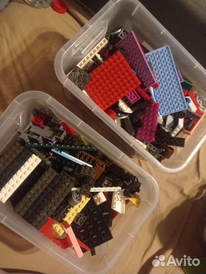 Два кейса lego