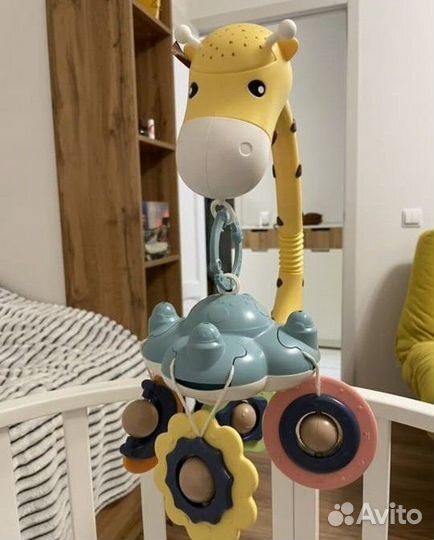 Детский музыкальный мобиль в кроватку