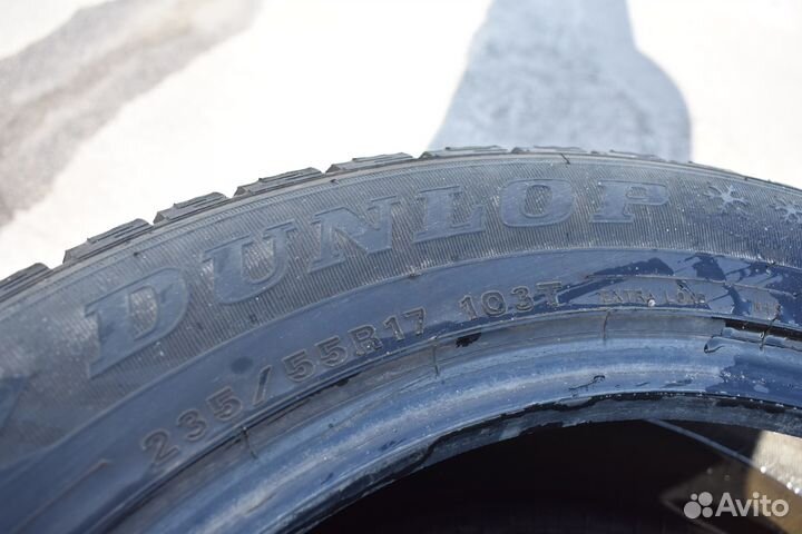 Dunlop SP Winter Ice 02 235/55 R17 103T
