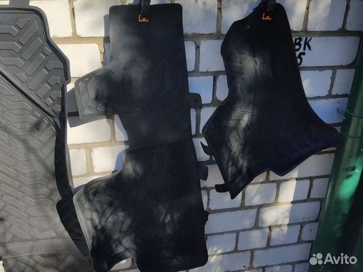 Ковры в салон автомобиля