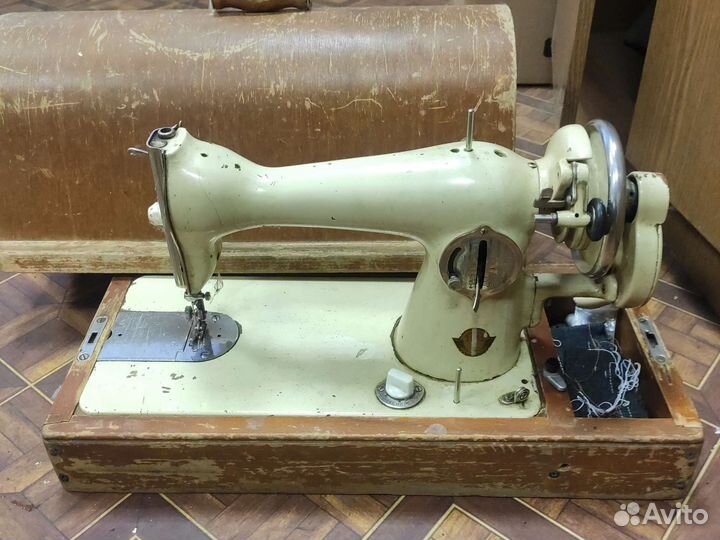 Швейная машинка