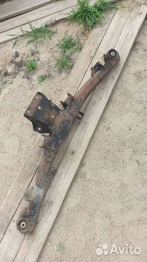 Задняя балка бмв Е28