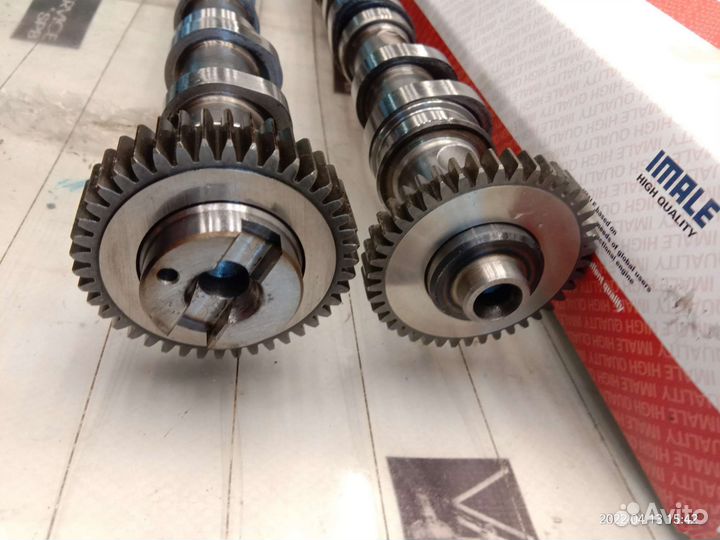 Комплект новых распредвалов VAG 2.0 TDI CKU CKT