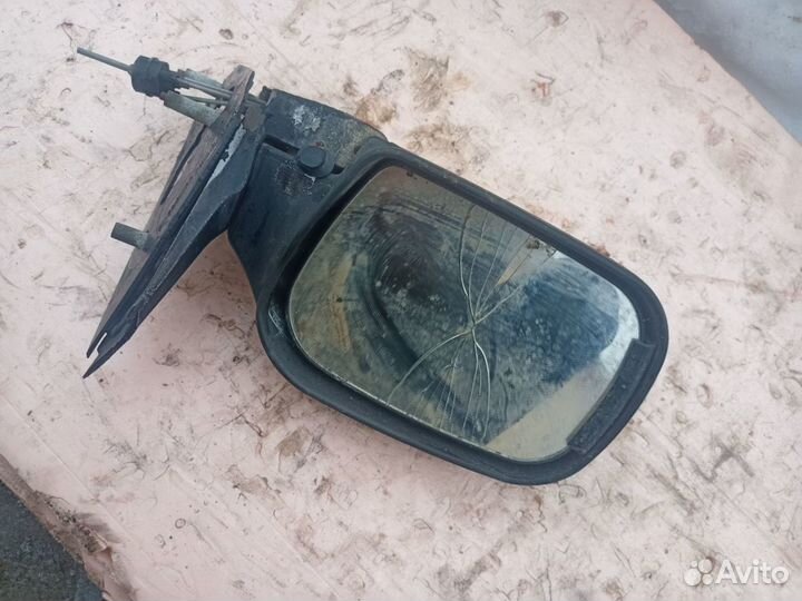 Зеркало заднего вида боковое левое Chevrolet Niva