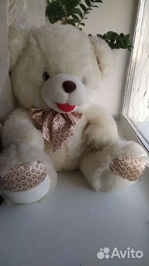 Большой Плюшевый мишка