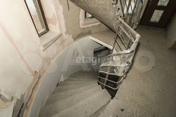 Коттедж 525,9 м² на участке 10,3 сот.