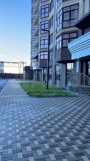 2-к. квартира, 84,4 м², 2/14 эт.