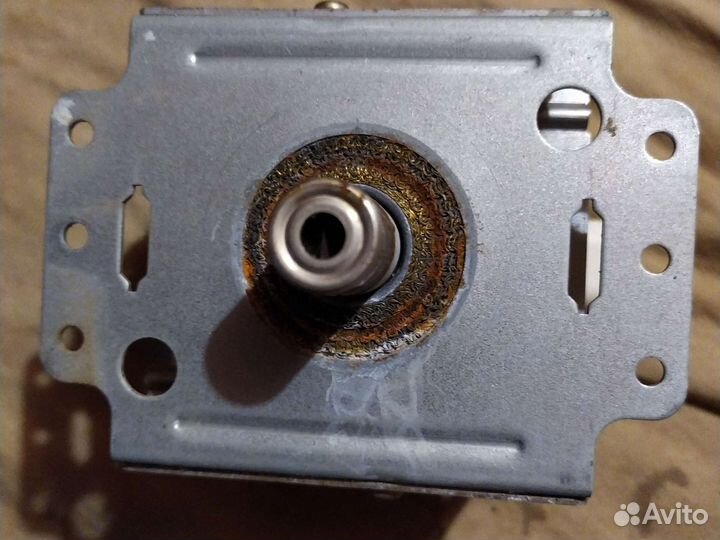 Магнетрон микроволновой печи