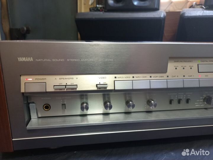 Усилитель Yamaha AX-2000