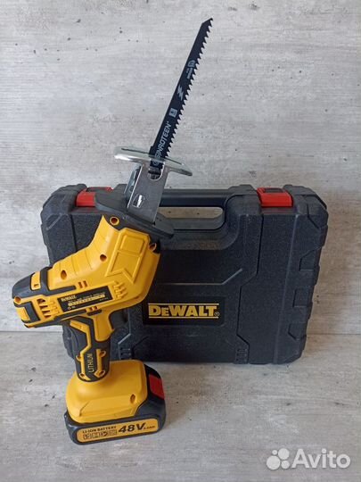 Сабельная пила акумуляторная DeWalt