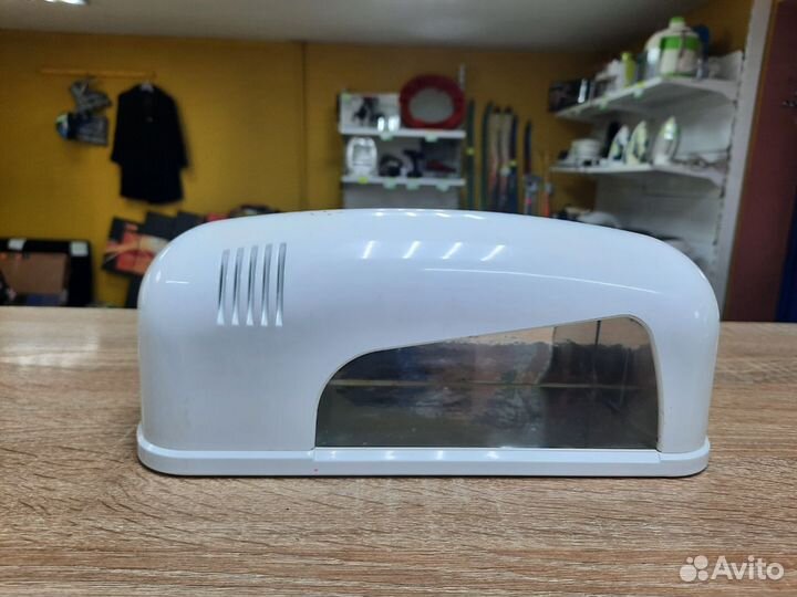 Ультрафиолетовая лампа