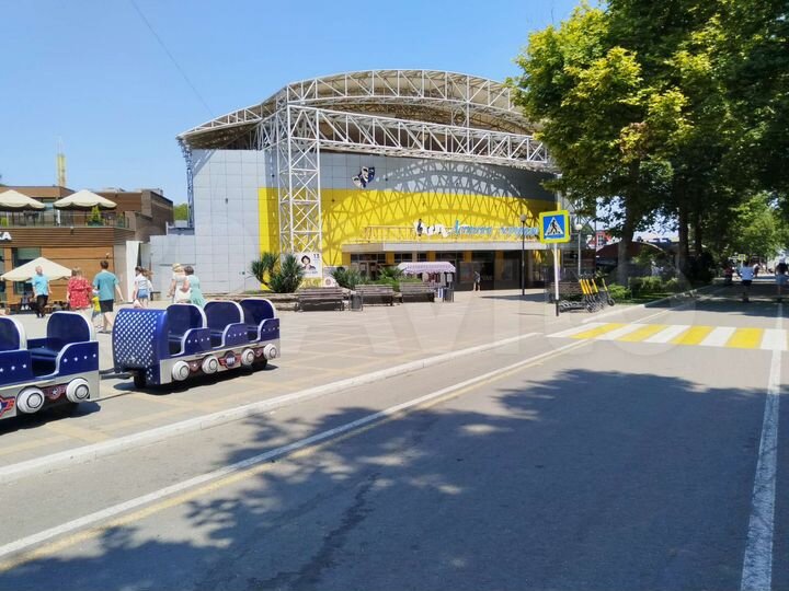 2-к. квартира, 47 м², 1/3 эт.