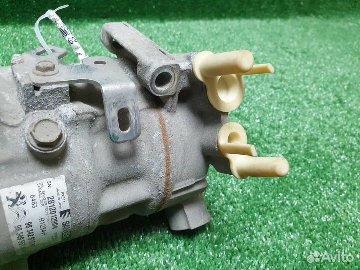 Компрессор кондиционера Peugeot Traveller