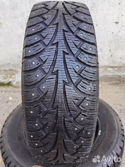 Hankook Winter I'Pike 215/65 R17 98T