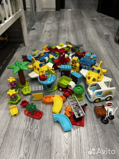 Конструктор lego duplo пакетом
