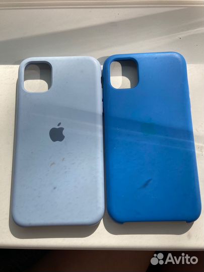 Чехлы на iPhone 11