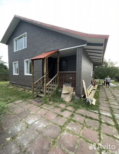 Бригада строителей