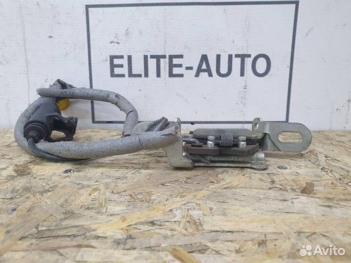 Замок багажника Jaguar Xf