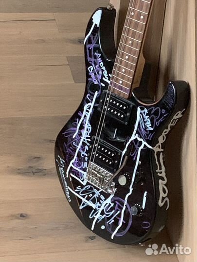 Электрогитара Yamaha